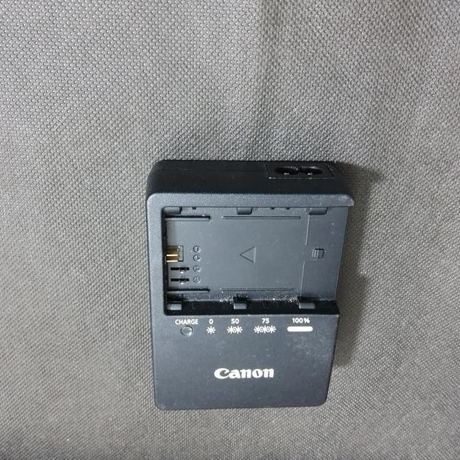 Asli original Canon LC-E6E Battery Charger Lithium-Ion (li-ion) Battery LP-E6 DSLR EOS 5D Mark II 5D