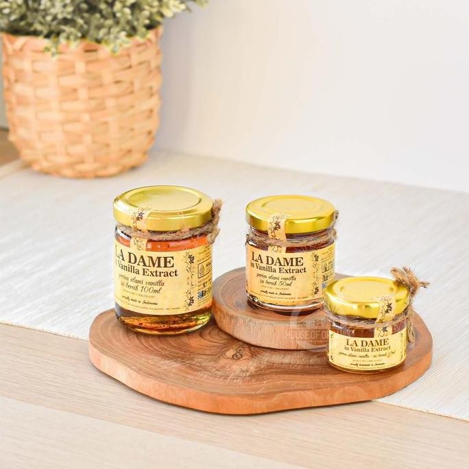 

Ready La Dame In Vanilla Extract