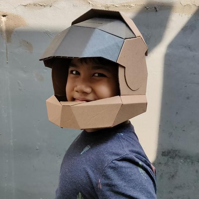 

ready Pola Kerajinan Kardus no.2481: Helm Astronot murah