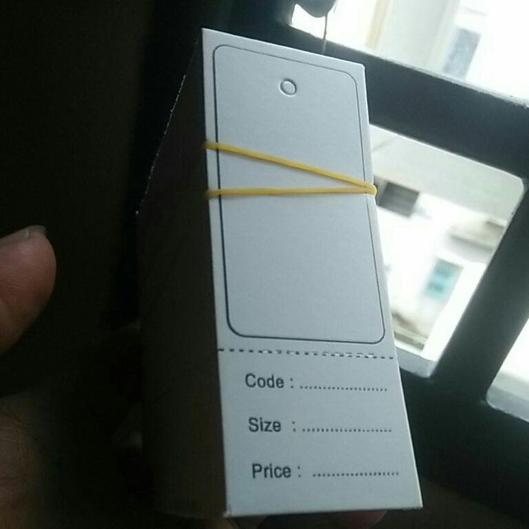 

KA [BAYAR DI TEMPAT] (Paket 01) LOCK PINS 1000 PCS + HANG TAG / 200 PCS bahan ART CARTON | LOOP PINS TALI HANG TAG TALI BAJU - Putih hitam HENGTEG POLOS / TAG / LABELHARGA / LEBEL KERTAS / LABEL BAJU.