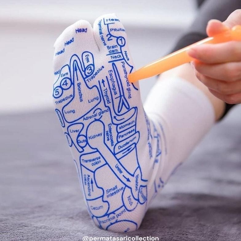 1 Set Kaos Kaki dan 2 Alat Pijat Terapi Pijit Akupuntur Pijet Refleksi Foot Massage Socks Titik Meri