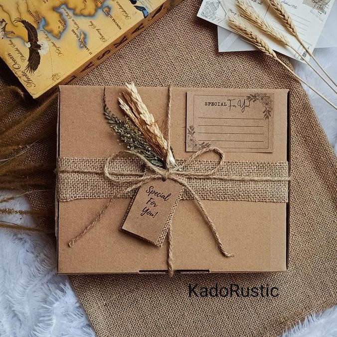 

ready Kotak Kado Rustik/Rustic Gift Box/Box Kado Aesthetic/Kotak Hadiah