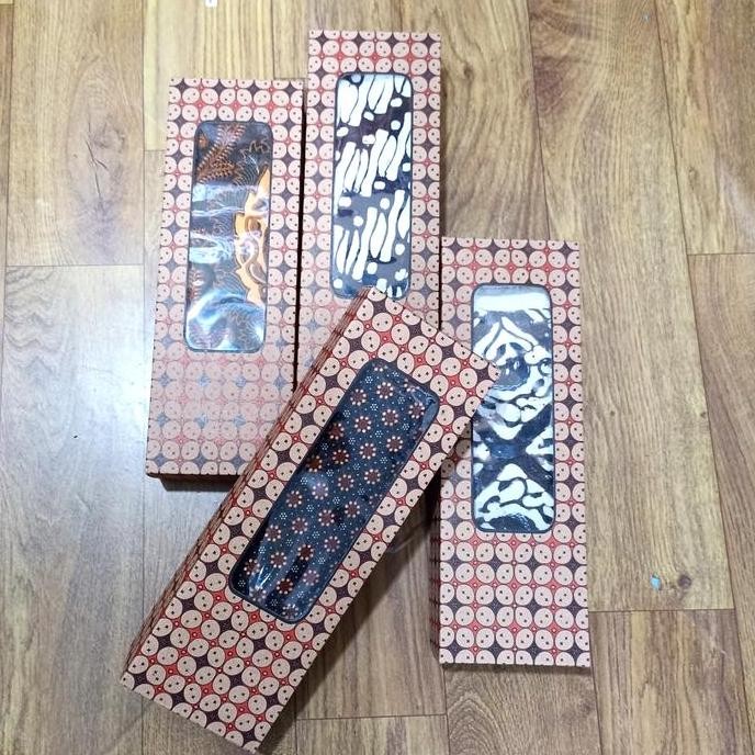 

ready dus bok kain batik bungkus kain cocok buat kado atau souvenir
