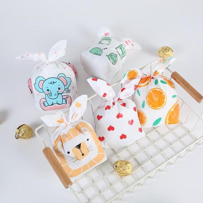 

ready DOS Goodie Bag Plastik Permen Karakter Isi 50pcs Kantong Bingkisan Tas