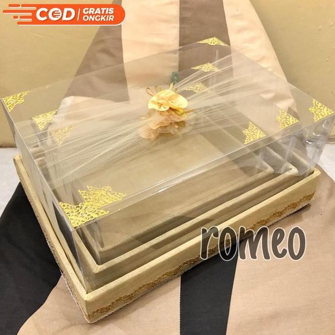 

1 SET ISI 4 BOX KOTAK SESERAHAN HANTARAN PERNIKAHAN MIKA PLUS BUNGA HIAS FLOWERS