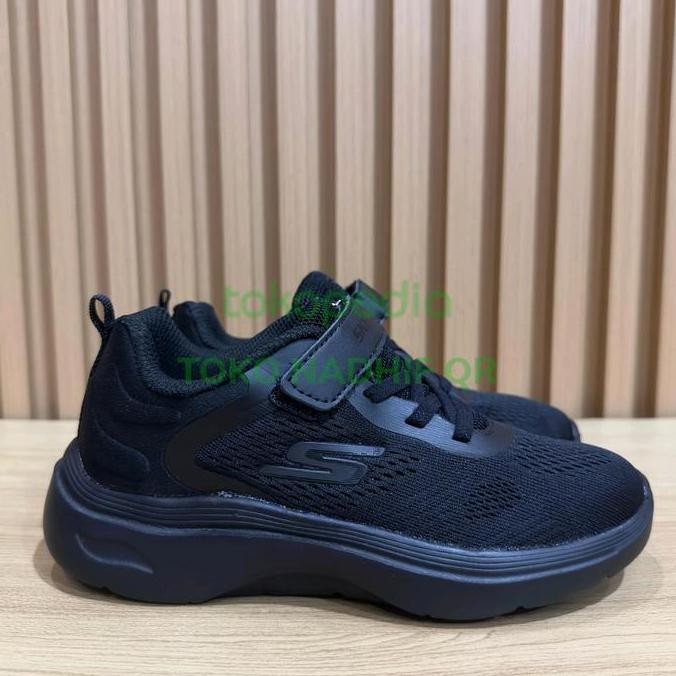 Tersedia SEPATU SEKOLAH ANAK LAKI LAKI PEREMPUAN SKECHERS HITAM POLOS