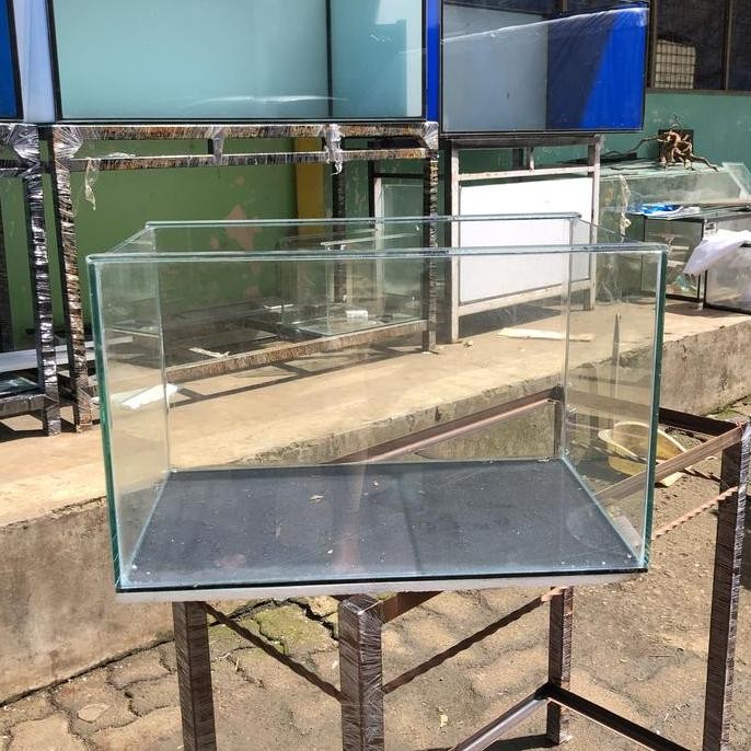 Aquarium Ukuran 50 X 30 X 30 Cm