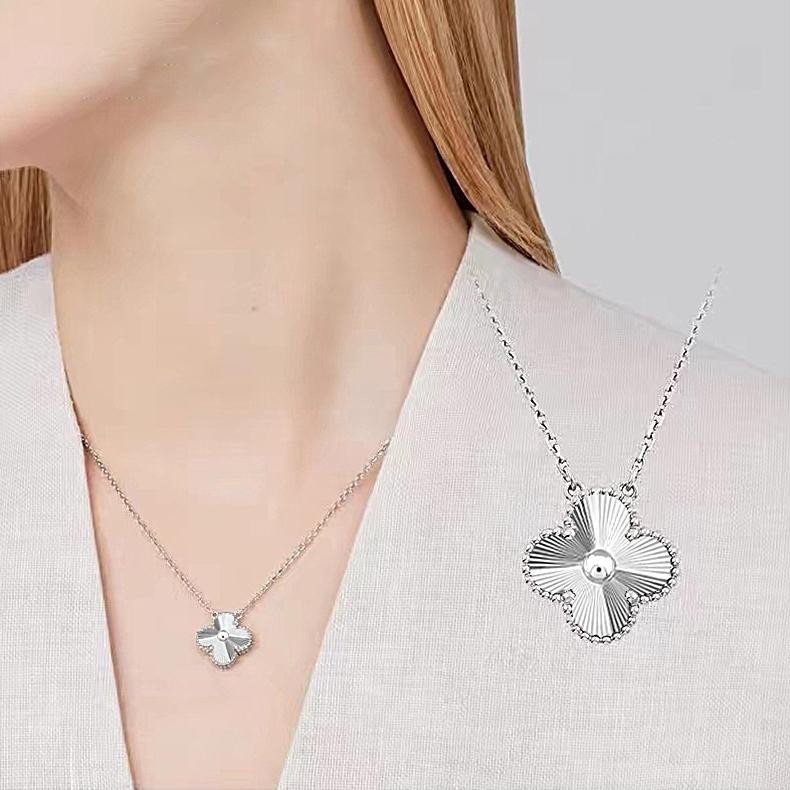 sfI Kalung wanita emas putih 17K kalung liontin platinum empat daun semanggi beruntung AST