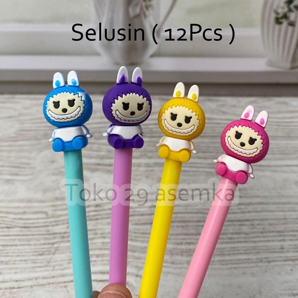 

SELUSIN (12 PCS) PENSIL INFINITE ABADI LABUBU FULLCOLOR PNS-1621 POPMART THE MONSTER TASTY MACARONS LISA BLACKPINK ANTI PATAH TUMPUL TIDAK TERBATAS KARAKTER UNIK MURAH PENCIL ALAT TULIS KANTOR SEKOLAH
