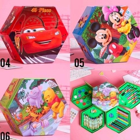 

~ HM8 ~ CRAYON SET 46 PCS PENSIL WARNA SEGI ENAM 5 MOTIF / PENSIL WARNA SET 4 IN 1 MOTIF KARTUN FROZEN,MICKEY MOUSE,WINNIE THE POOH,CAR DAN HELLO KITTY / CRAYON SET 46 PCS PENSIL WARNA SPIDOL CAT AIR ALAT LUKIS MEWARNAI MOTISF KARTUN ANAK AST