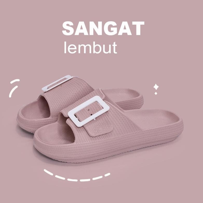 best seller Sandal Slop Wanita Santai Terbaru Jelly Plastik Sandal Karet Wanita Sehari Hari Anti Sli