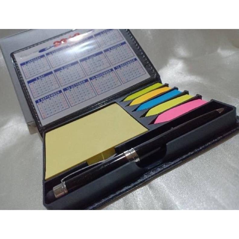 

memo 303 pen besi / memo kulit / memo sticky notes / memo kotak tempel / macaron catatan /sticky notes/ memo buku kecil/ memo harian/ buku harian/ memo agenda/ agenda memo/ memo kulit sticky/ memo kulit / notebook/ notesbook AST