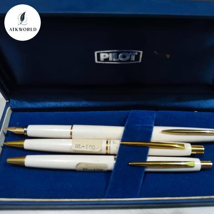 

Pilot Fountain Pen Fl-300, Pilot Mechanical Pencil Hl-100, Pilot Ball Point Bl-100 Set. Original Pilot Pen Japan Limited Edition Co