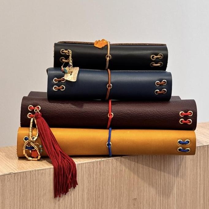 

Custom Leather Journal A5 Midi Penfreak. Genuine Leather Lokal, Bespoke, Buku Jurnal Fountain Notebook Paper Stationery Co