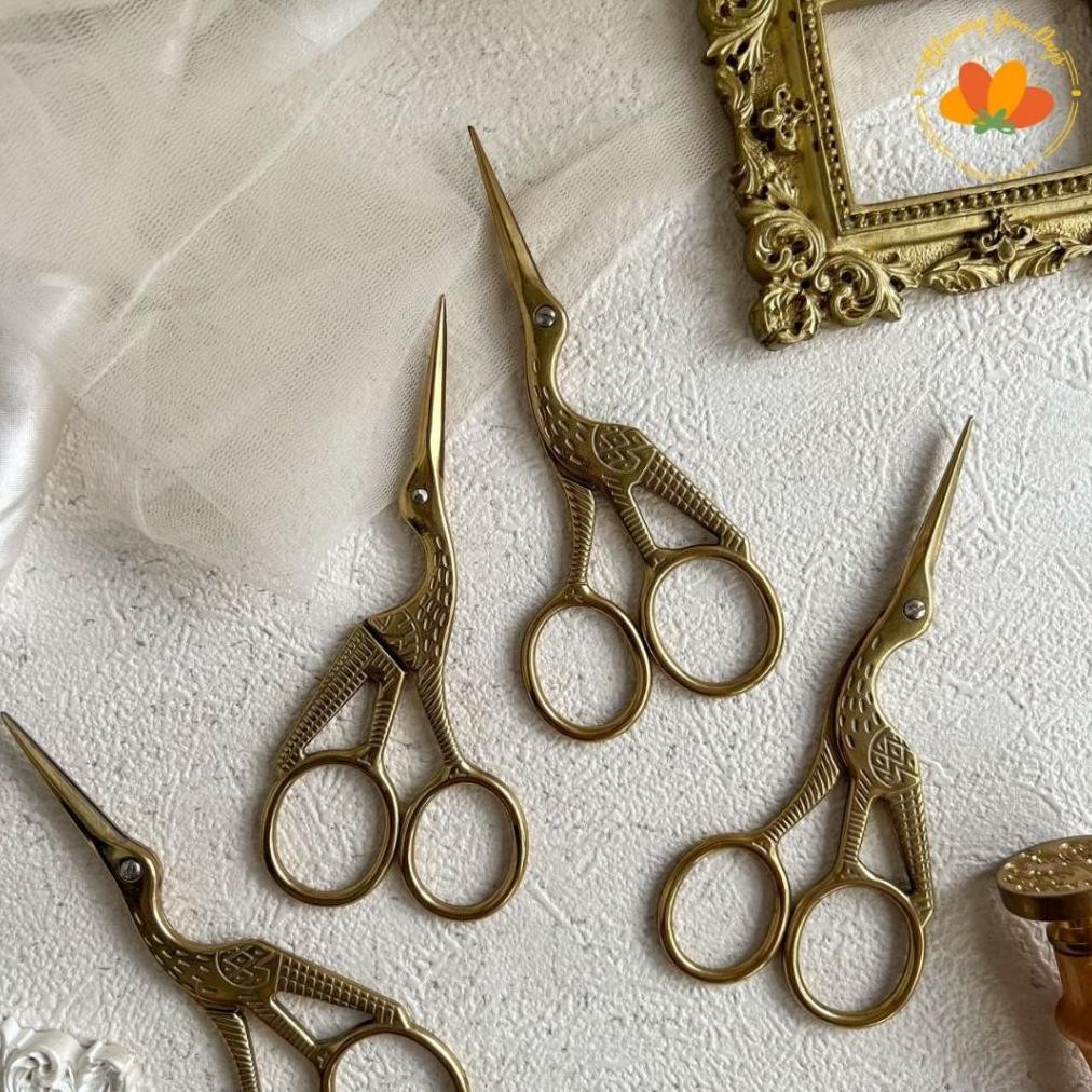 

gunting antik vintage scissor stylish retro scissor gunting aesthetic cantik properti foto klasik gunting burung