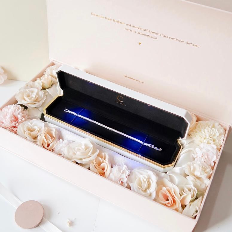 

MINDU [ADD-ON] Celest - Exclusive Flower Jewelry Gift Box | Valentine Hampers | Kado Pacar Istri Anniversary Ulang Tahun | Kotak Bunga | Aksesoris Perhiasan Wanita Lapis Emas Asli 18K Gold Plated