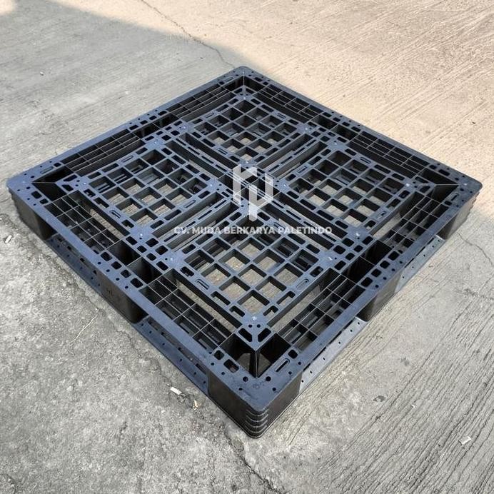 

ready Palet Plastik 110x110x15 Pallet