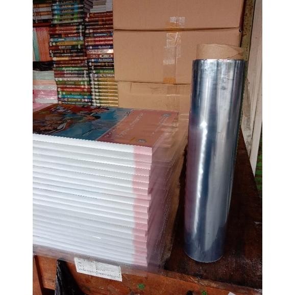 

Sampul Buku Plastik Mika Bening 1 Rol/50m Ukuran 25cm,27cm,34cm RB07