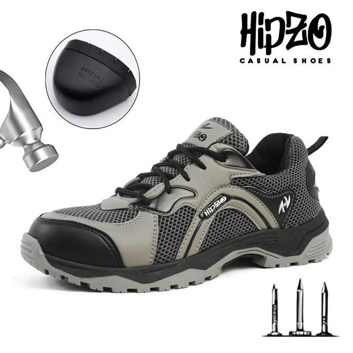 

Terlaris Hipzo Sepatu Sporty Safety M065 Terbaru Ujung Besi Untuk Pria Kerja Pabrik Proyek Tambang Shoes Boots Hitam