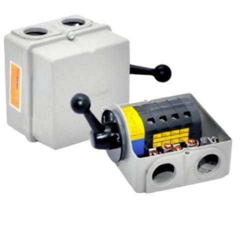 

Terlaris Change Over Switch 4P 32A Wisenheimer Cos Ohm Saklar Genset 32 A + Box