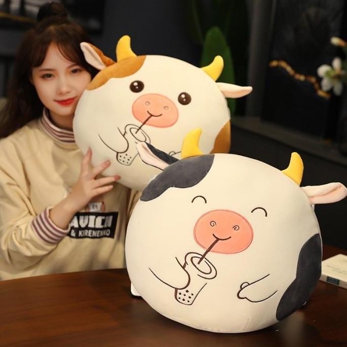 Boneka Bantal Sofa Tidur Lucu Karakter Sapi Cow Moo Bahan Halus Lembut Hadiah Ulang Tahun Anak AST