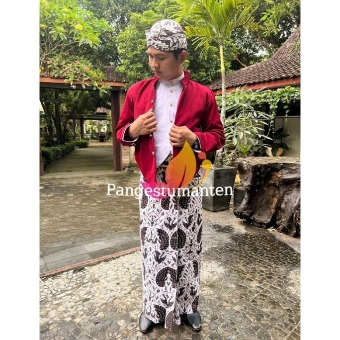 (Rs) [1Set] Pakaian Adat Jawa Pria_Motif Baju Hewes Marun,Bawahan Instan(Belum Bros)