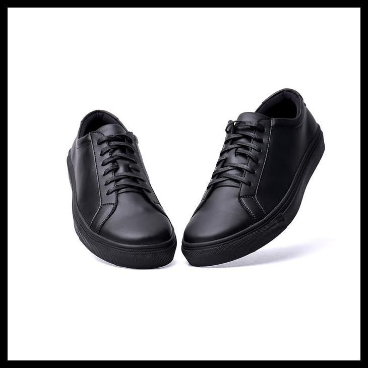 Sepatu Casual Pria Portee Goods Mono Court Classic All Black Best Quality