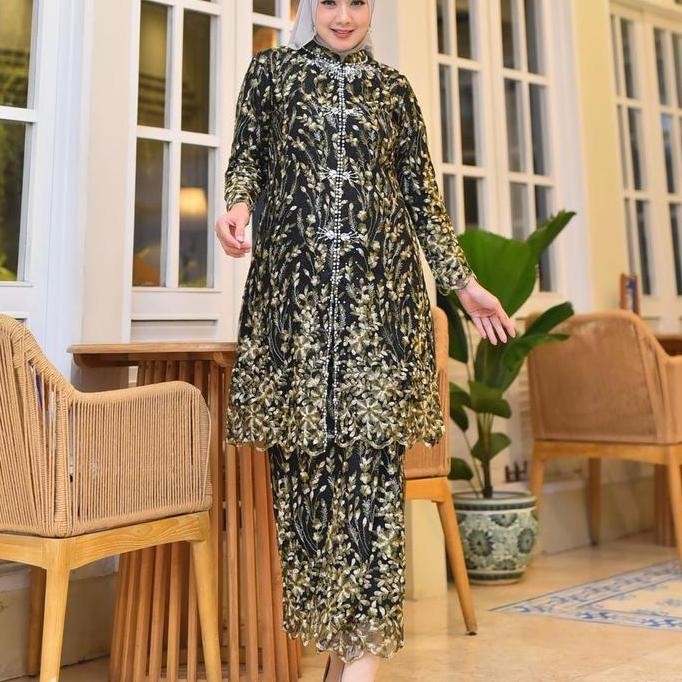 Satu Set Kurung Melayu Wanita Baju Pesta Kondang Slimfit Pakaian Adat Melayu