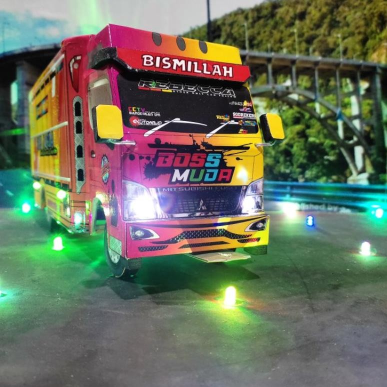 Promo Miniatur Truk Murah Truk Oleng Mainan Anak Boss Muda Kado Ulang Tahun Anak Anak Terlaris Dan T