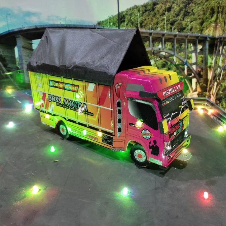 Promo Miniatur Truk Murah Truk Oleng Mainan Anak Boss Muda Kado Ulang Tahun Anak Anak Terlaris Dan T