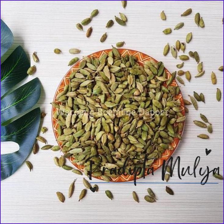 

Langsung Di Co Kapulaga Hijau / Cardamom / Kapulaga India / Cardamon Paket Rp.10.000