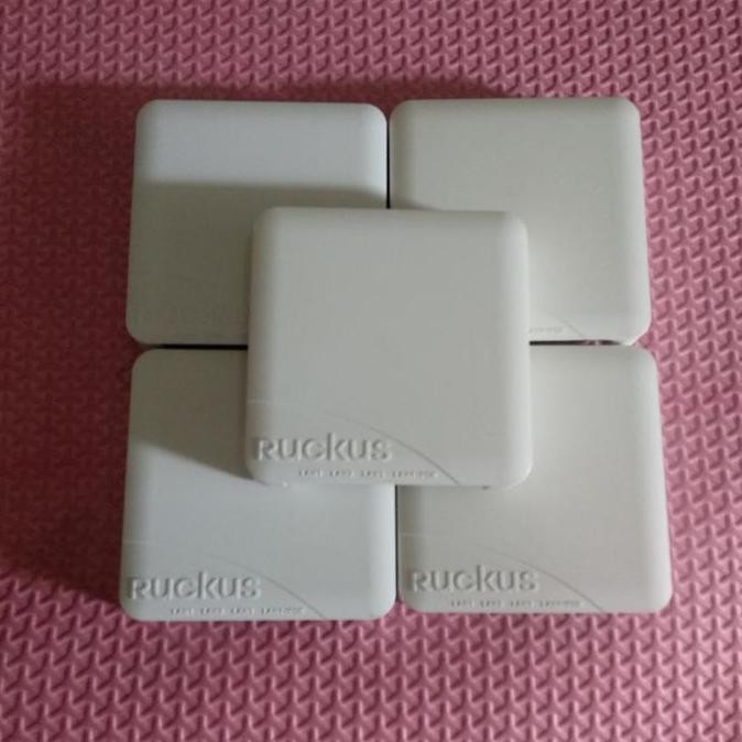 Ruckus 7372 + Ruckus 7055 Package Wireless + Hotspot New Stok