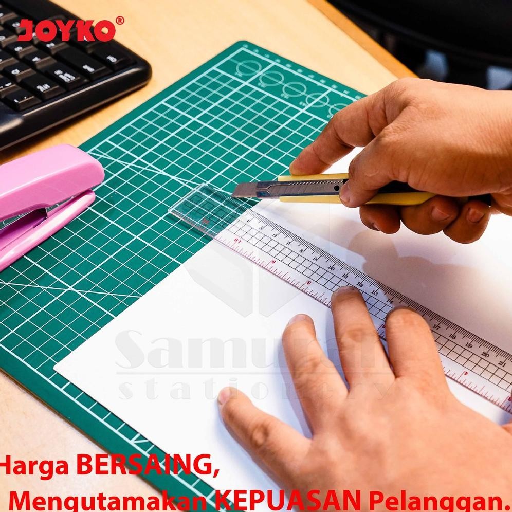 

JH8 Cutting Mat Joyko Ukuran A2 / Alas Cuting Potong Kertas / Tatakan Cutter Hijau CM-A2 Besar