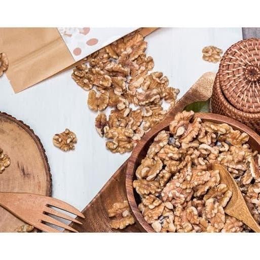 

Organic Paradise Raw Walnut 1 Kg / Kacang Walnut Mentah 1 Kg Natural Non Gmo Halal