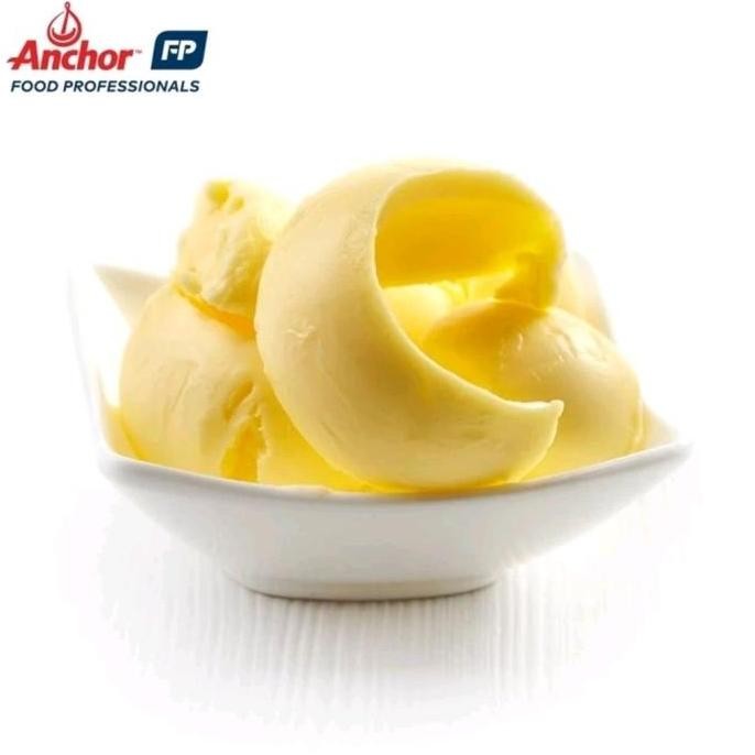 

Anchor Unsalted Butter 1 Kg Mentega Tawar Serbaguna