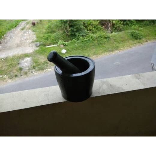 Lumpang Batu Kali Super Halus 18Cm + Alu