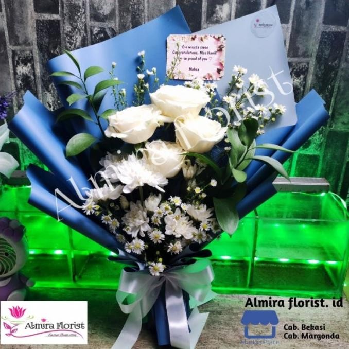 Bouquet bunga mawar asli segar cocok untuk hadiah/gift | Hand Bouquet