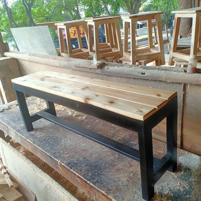 Bangku Panjang/Bangku Taman