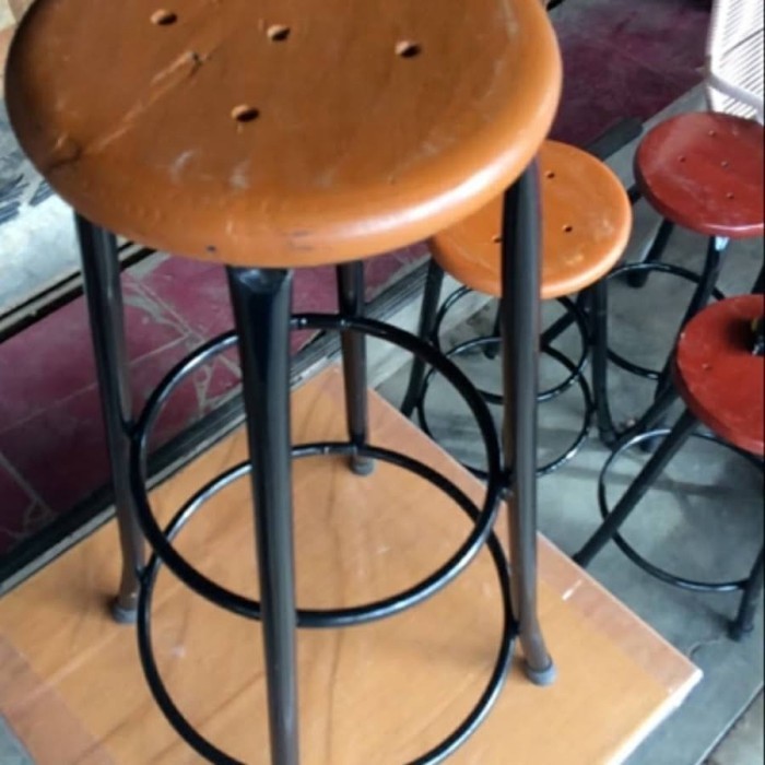 Bangku Bulat Besi Kayu 50Cm