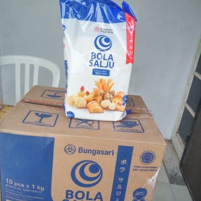

terigu bola salju