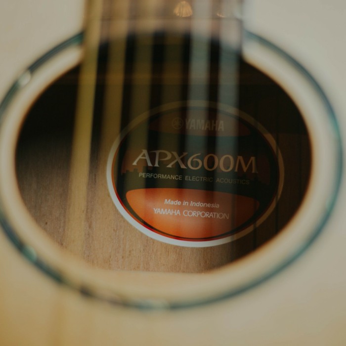 New gitar akustik yamaha apx600m / apx600 m / apx 600m / apx 600 m natural