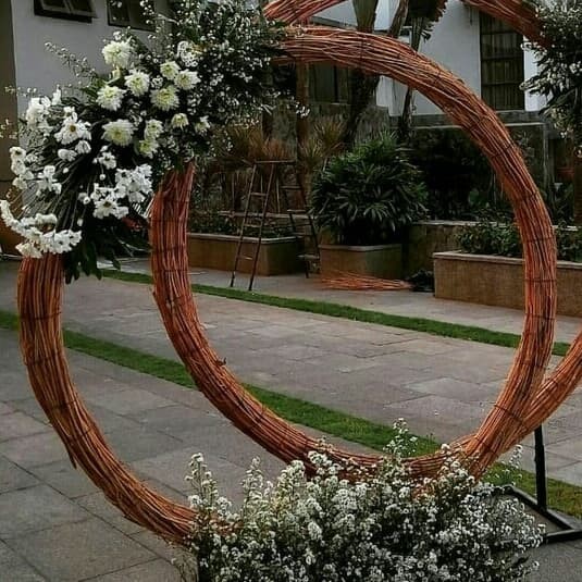 LINGKARAN RUSTIC DEKORASI BACKDROP WEDDING PHOTOBOOTH