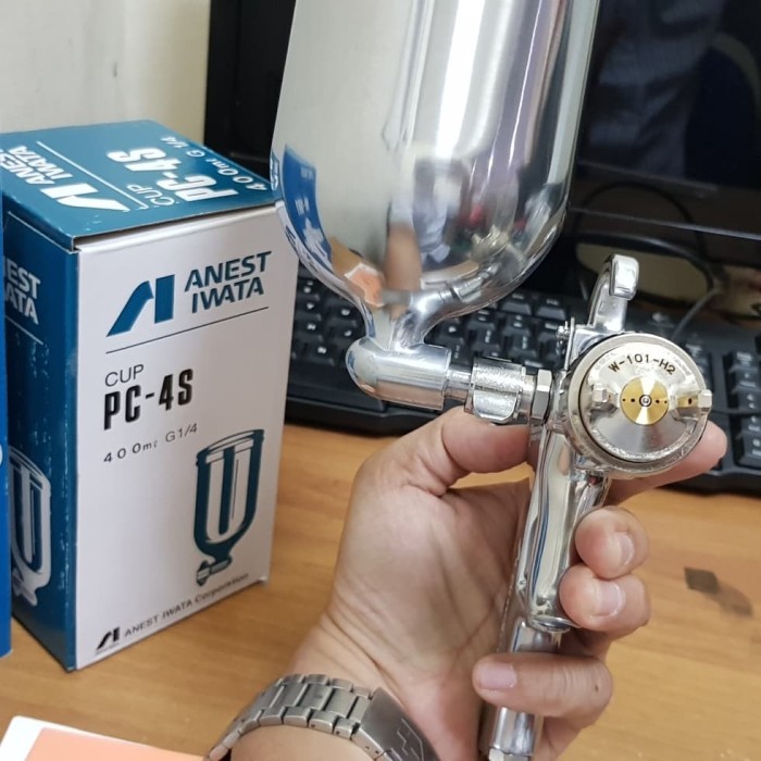 

anest iwata W-101-132G .dengan tabung atas