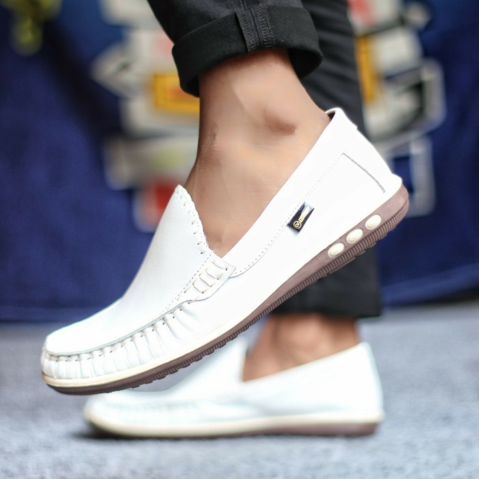 sepatu slip on pria putih white slop casual trendi pansus kerja murah