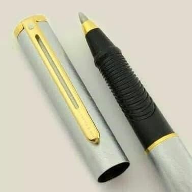 

Paket 1 Klik: Sheaffer Agio Compact Brushed Chrome GT Ballpoint+Refill Original