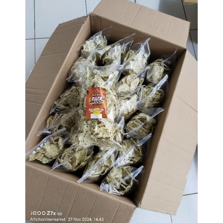 

zoe keripik opak kucai khas dieng paket 20 pcs - paket oleh oleh paket usaha calan snack