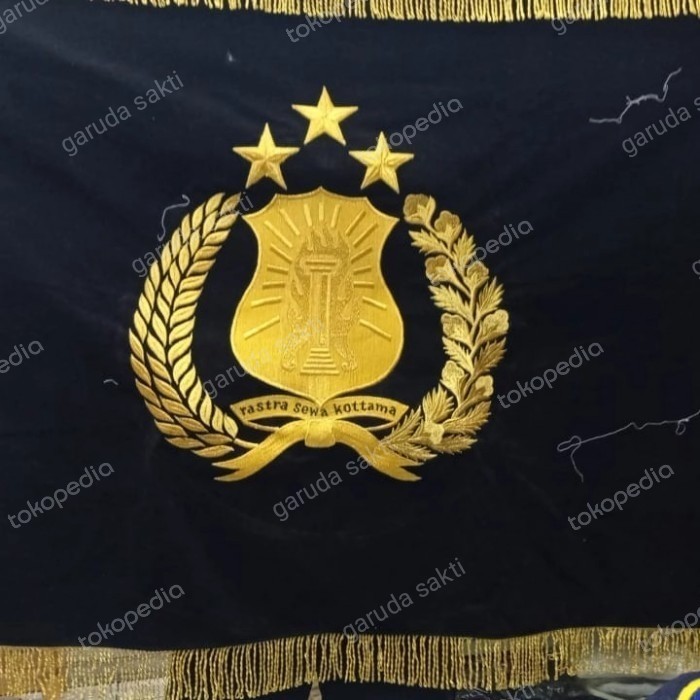 Bendera pataka POLRI tribrata