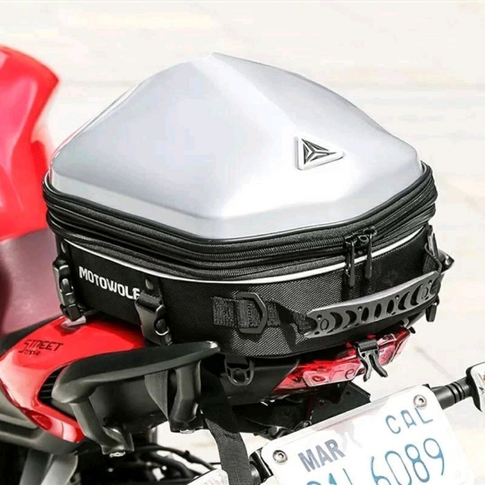 MOTOWOLF TAIL BAG TAS MOTOR BELAKANG HARD SHELL MULTIFUNGSI MDL 0705