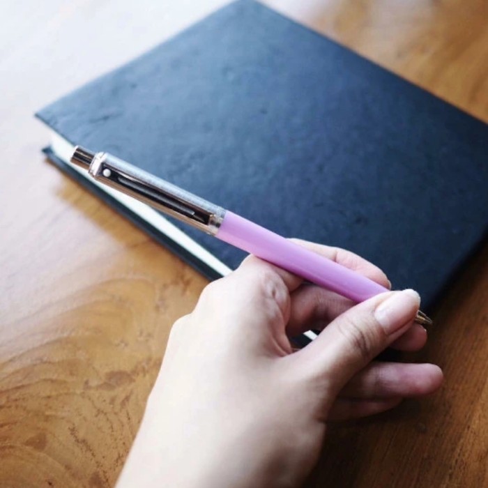 

Sheaffer Sentinel Orchid Purple Ballpoint Pen