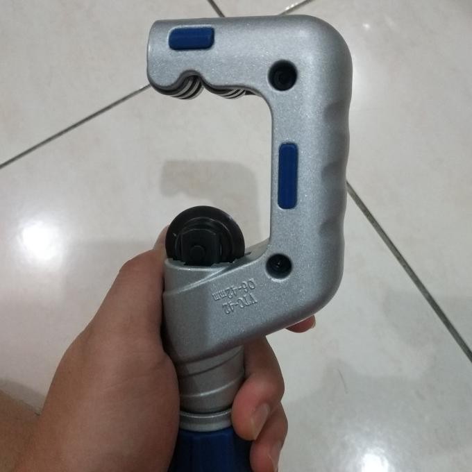 

Promo Tube cutter VTC 42 VALUE Sharp pemotong pipa tembaga COD